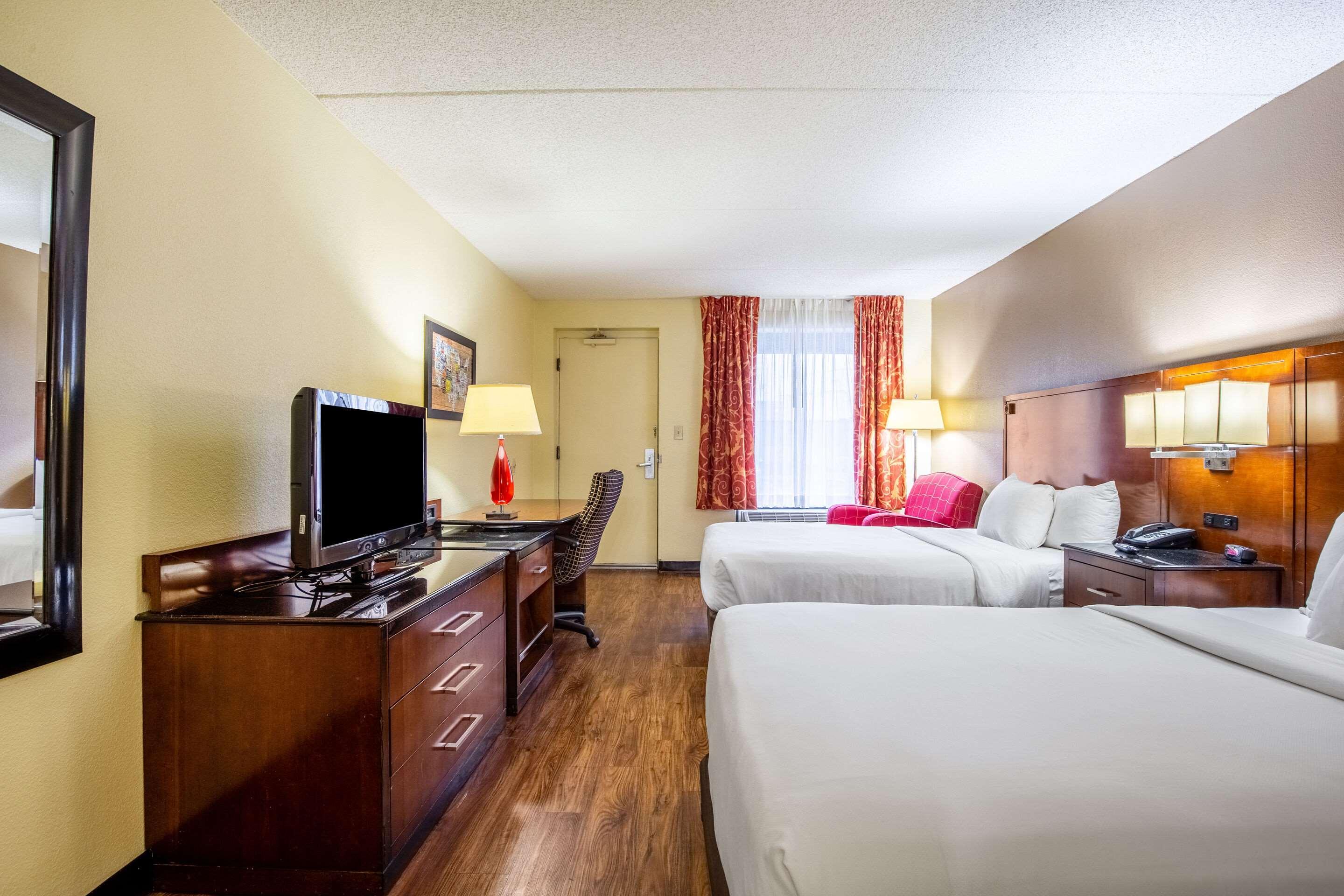 Econo Lodge Naval Station Norfolk Eksteriør bilde